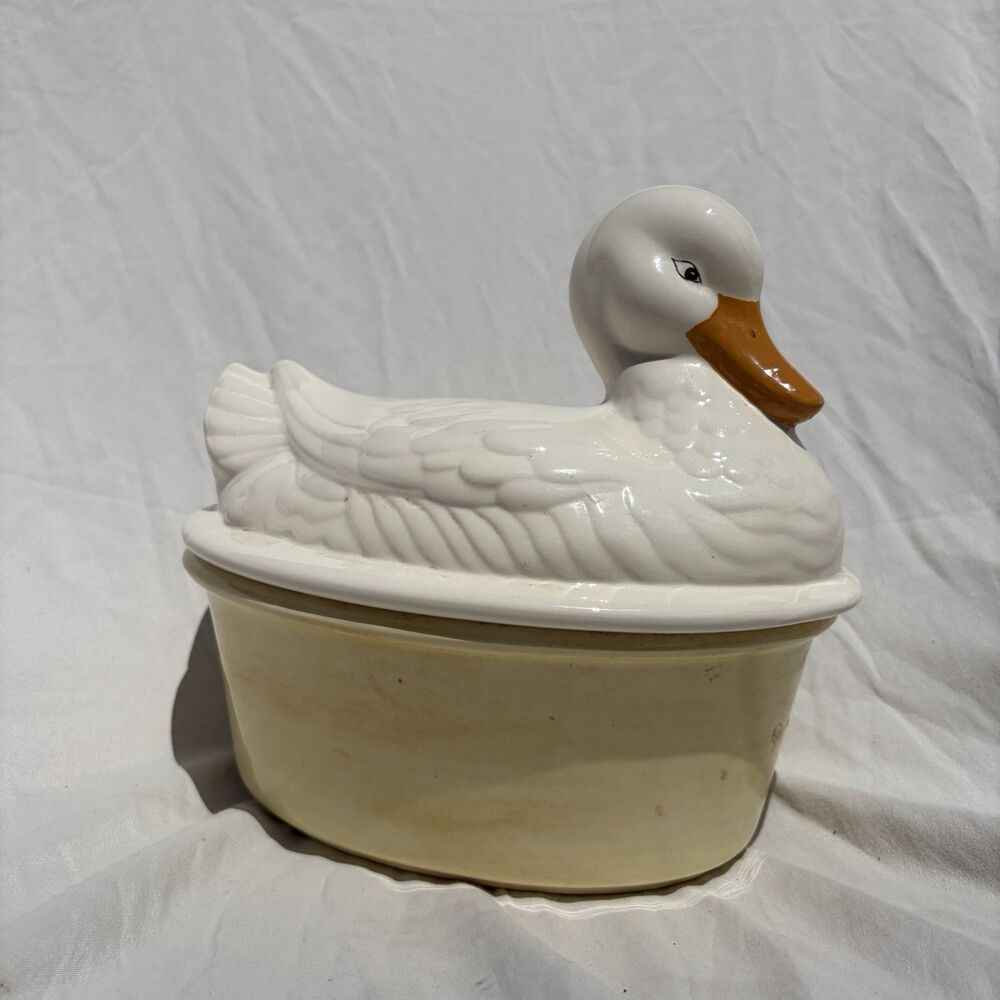 Vintage Ceramic Duck Goose Covered Dish Tureen Casserole Farmhouse Kitchen Decor
